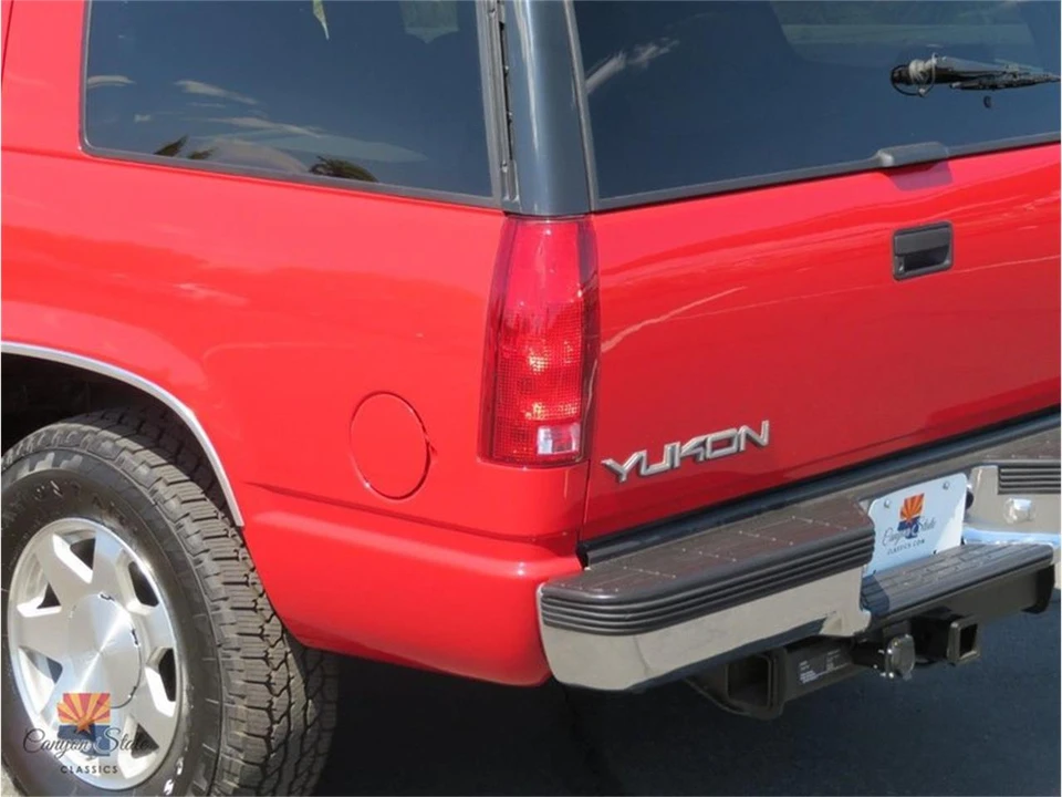 1998 GMC Yukon 1st Gen - Image 16 of 31
