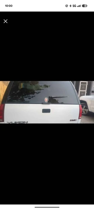 1998 GMC Yukon 1st Gen - Image 4 of 4