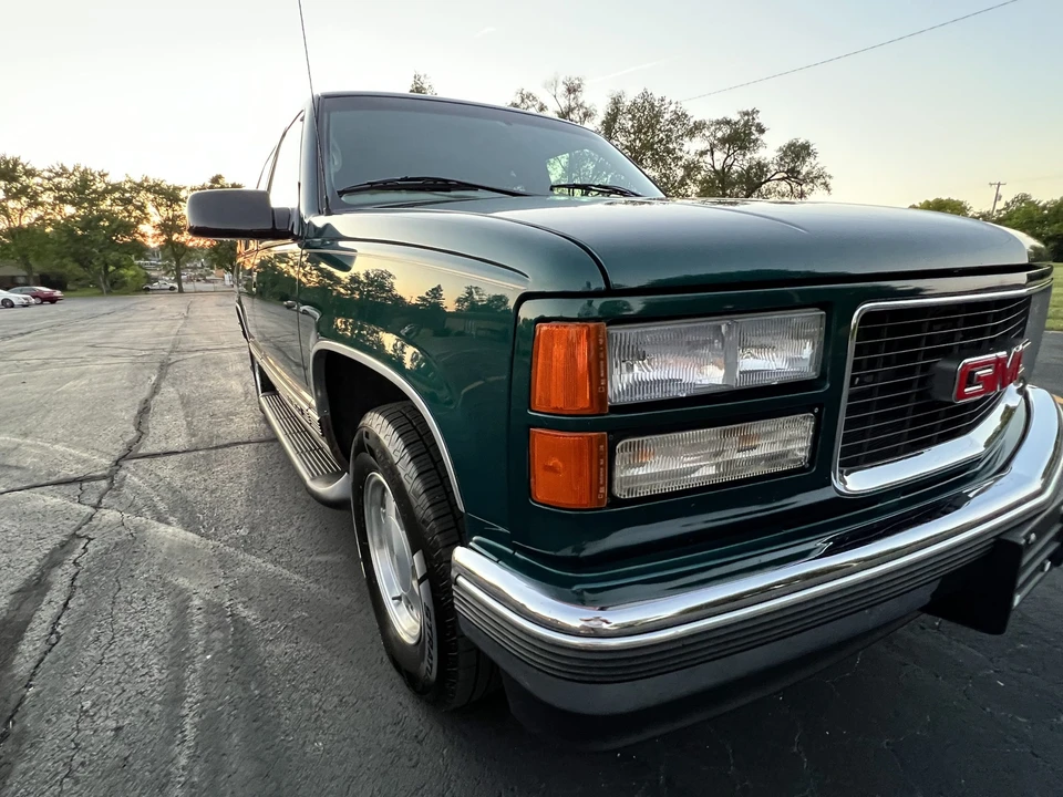 1998 GMC Yukon 1st Gen - Image 20 of 31