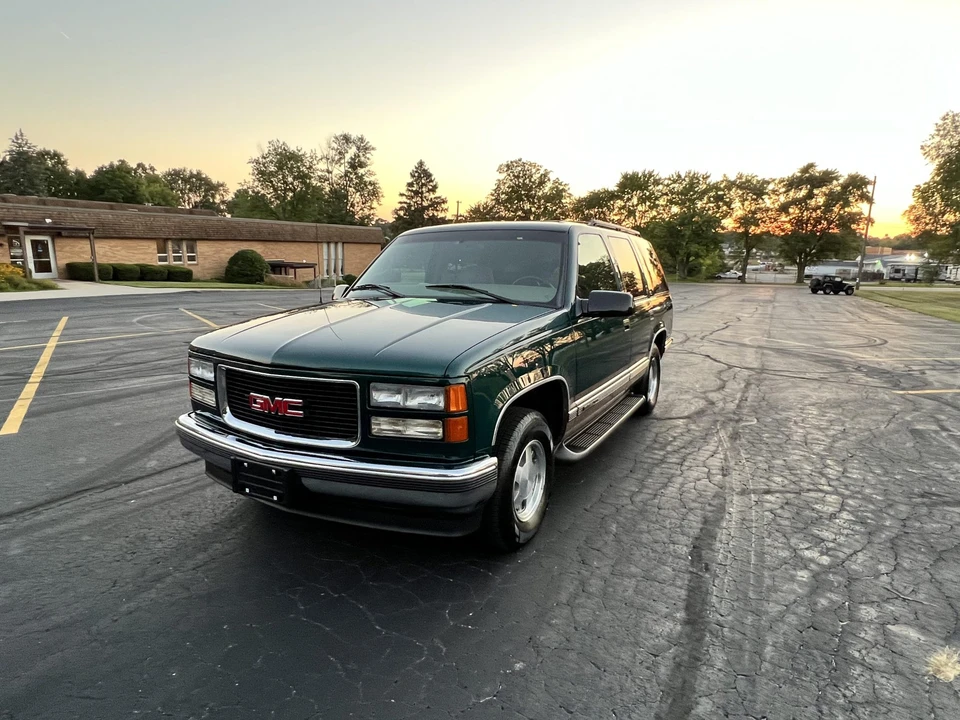 1998 GMC Yukon 1st Gen - Image 5 of 31