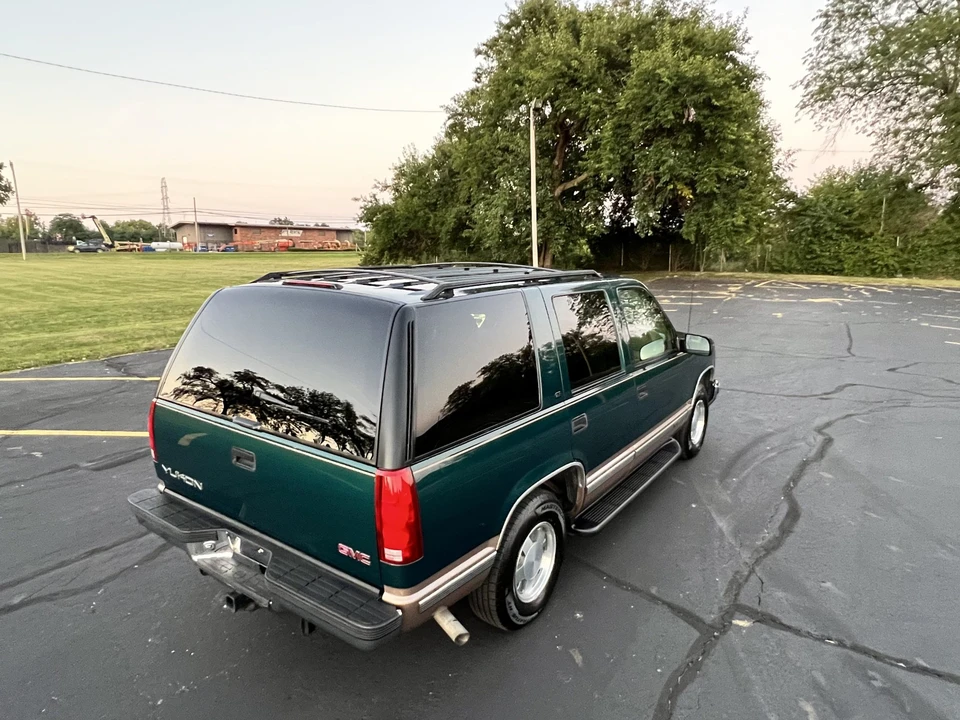 1998 GMC Yukon 1st Gen - Image 12 of 31