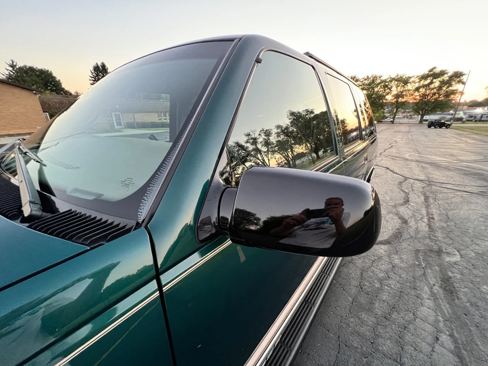 1998 GMC Yukon 1st Gen - Image 24 of 31