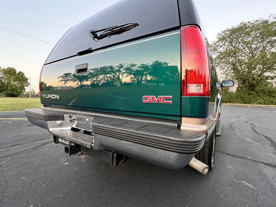 1998 GMC Yukon 1st Gen - Image 28 of 31