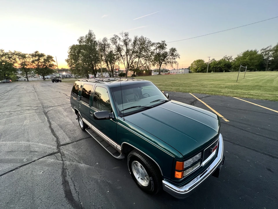 1998 GMC Yukon 1st Gen - Image 16 of 31