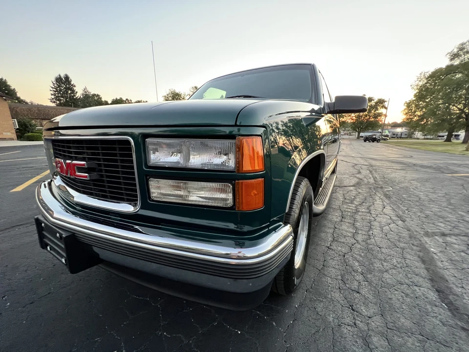 1998 GMC Yukon 1st Gen - Image 22 of 31