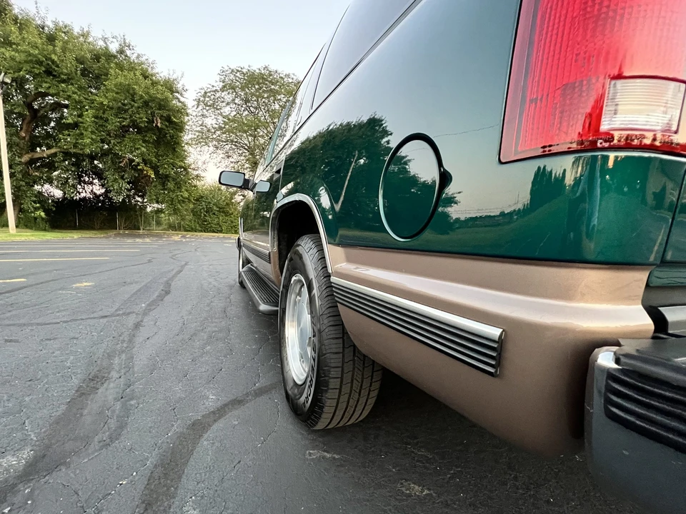 1998 GMC Yukon 1st Gen - Image 26 of 31
