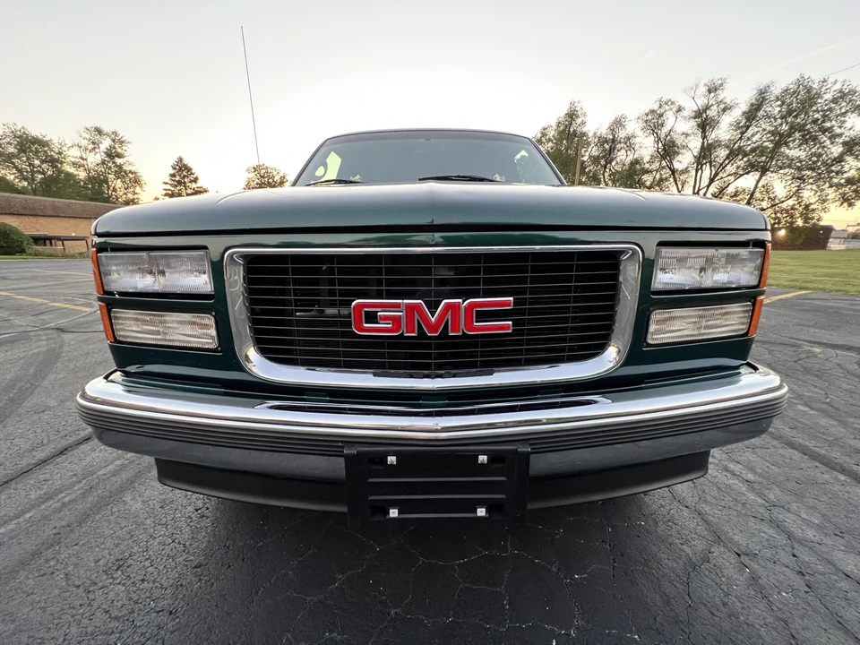 1998 GMC Yukon 1st Gen - Image 21 of 31