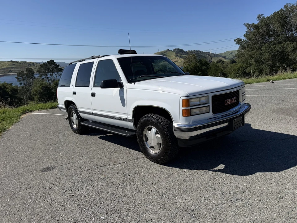 1998 GMC Yukon 1st Gen - Image 14 of 31