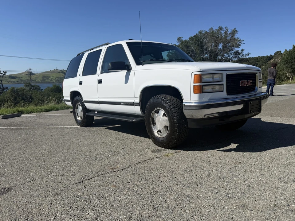 1998 GMC Yukon 1st Gen - Image 15 of 31