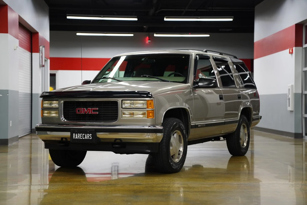 1998 GMC Yukon 1st Gen - Image 2 of 31