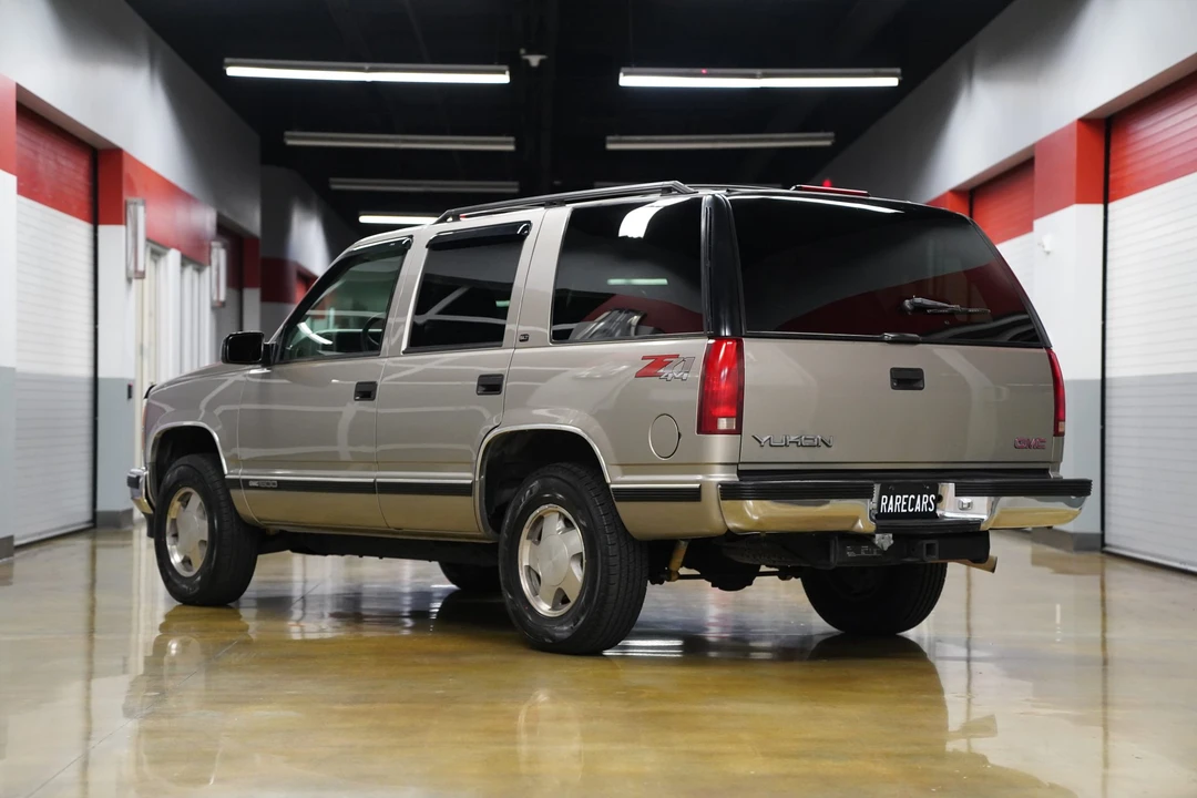 1998 GMC Yukon 1st Gen - Image 21 of 31