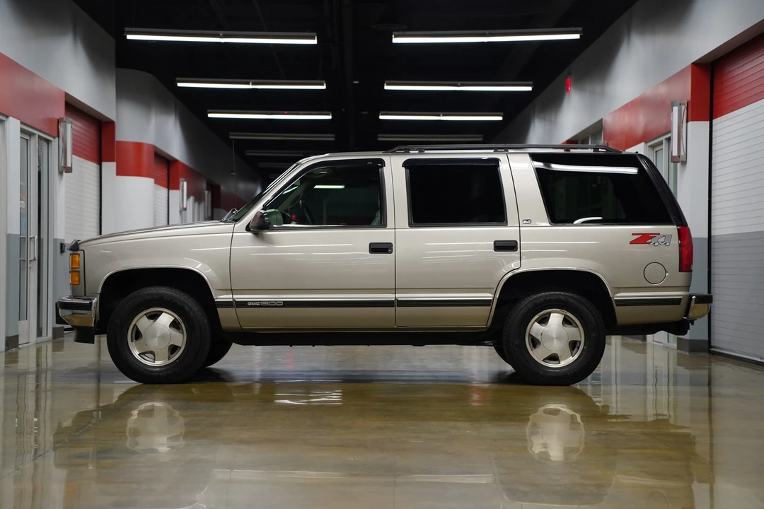 1998 GMC Yukon 1st Gen - Image 22 of 31
