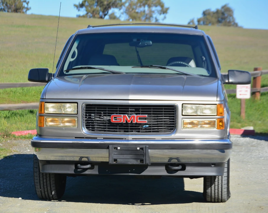 1998 GMC Yukon 1st Gen - Image 11 of 31
