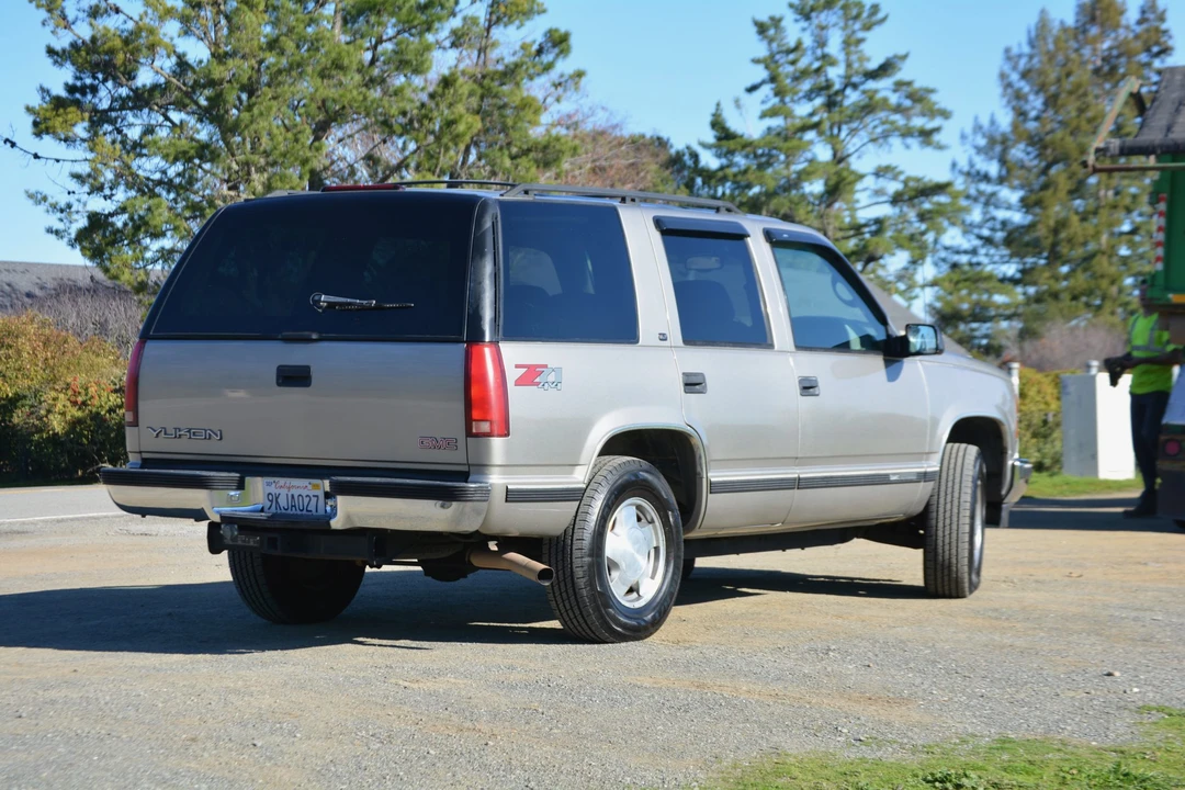 1998 GMC Yukon 1st Gen - Image 7 of 31