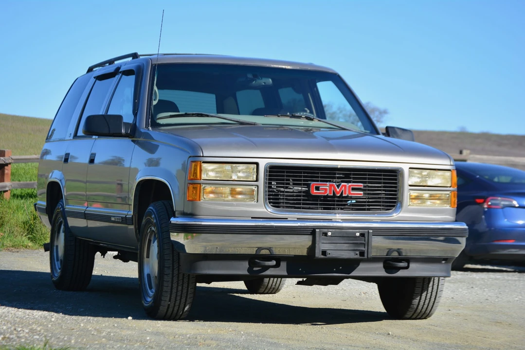 1998 GMC Yukon 1st Gen - Image 10 of 31