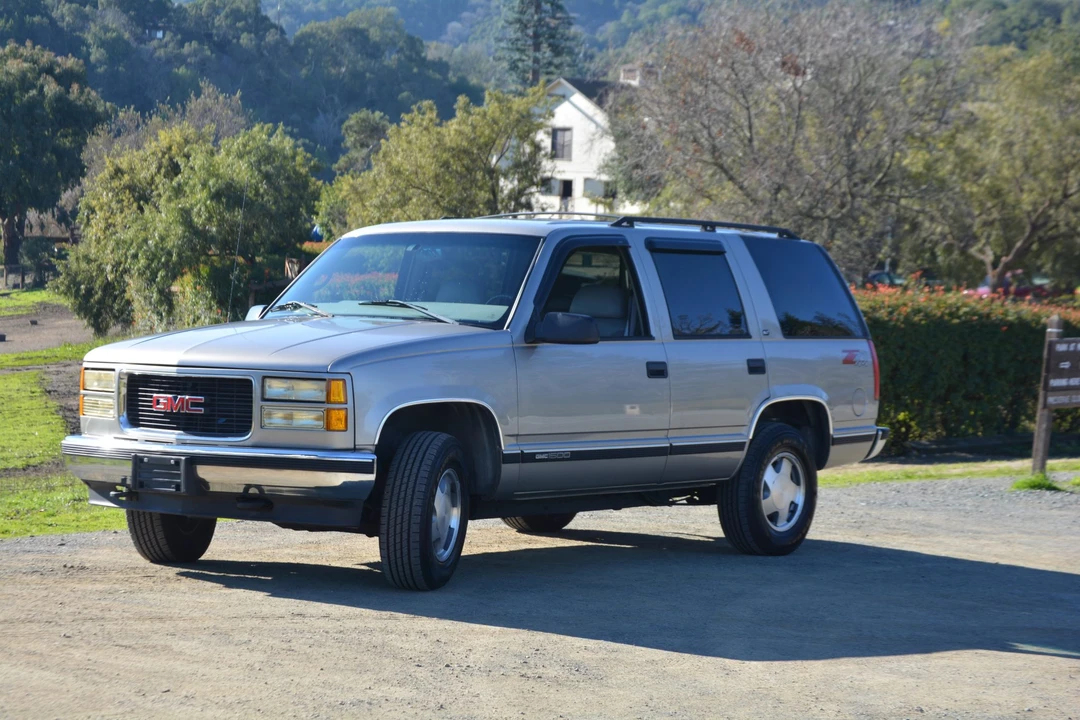 1998 GMC Yukon 1st Gen - Image 3 of 31