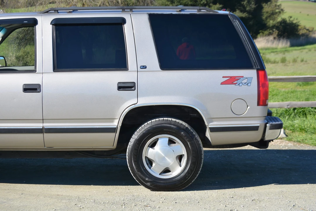 1998 GMC Yukon 1st Gen - Image 22 of 31