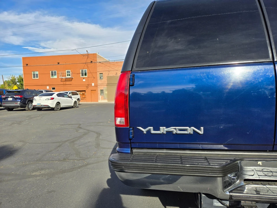 1998 GMC Yukon 1st Gen - Image 28 of 31