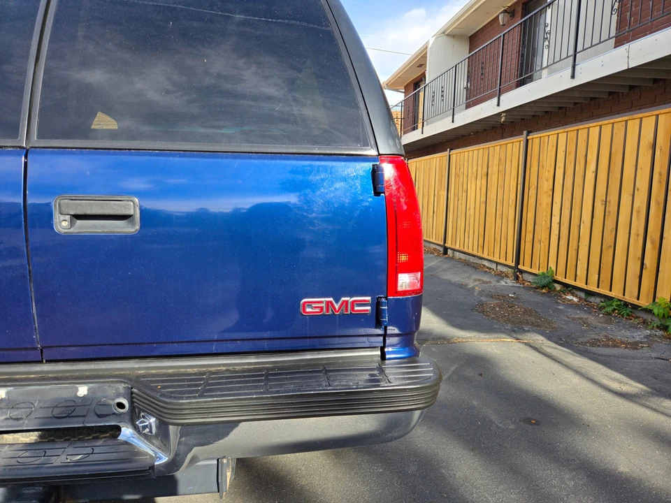 1998 GMC Yukon 1st Gen - Image 29 of 31