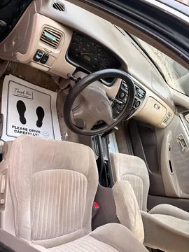 1998 Honda Accord - Image 2 of 10