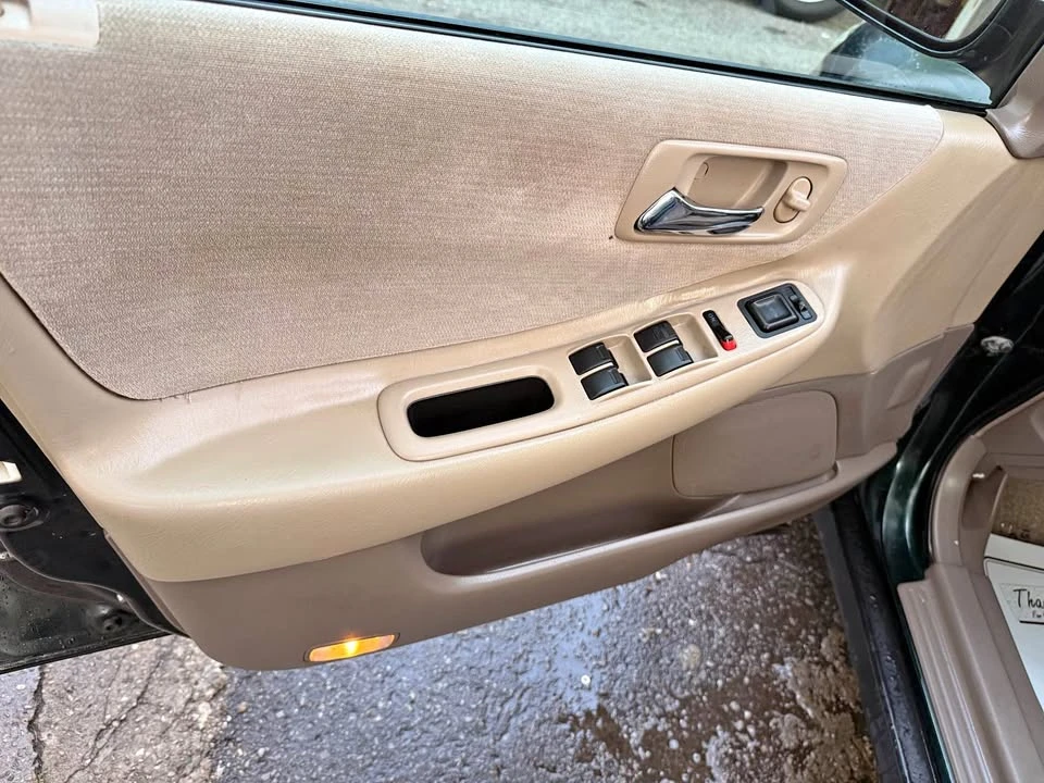 1998 Honda Accord - Image 1 of 10