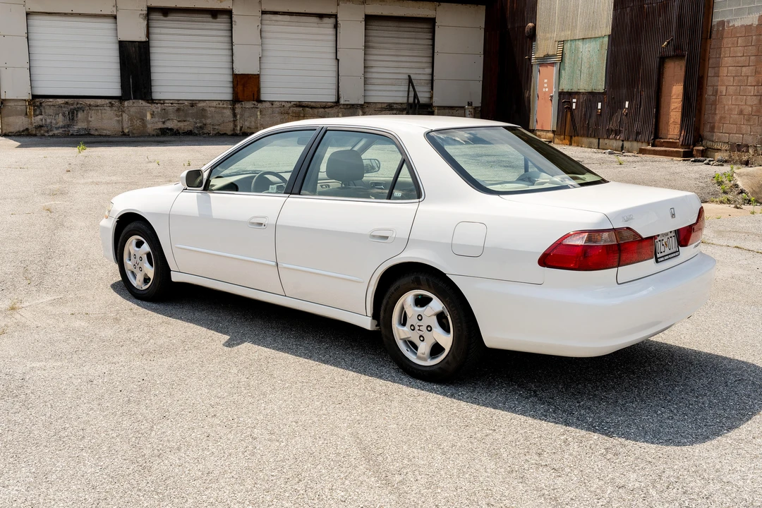 1998 Honda Accord 6th Gen - Image 7 of 31