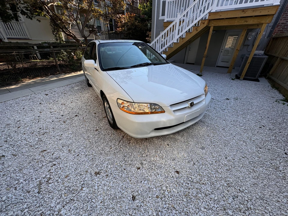 1998 Honda Accord 6th Gen - Image 19 of 31