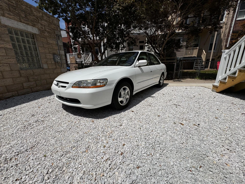 1998 Honda Accord 6th Gen - Image 12 of 31