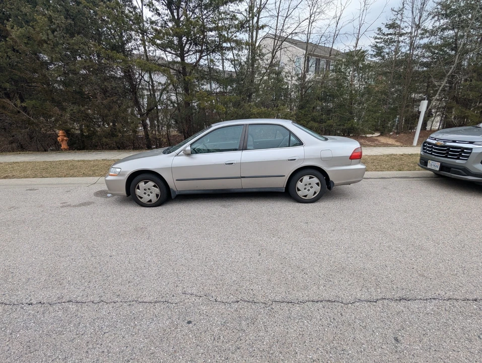 1998 Honda Accord 6th Gen - Image 4 of 10