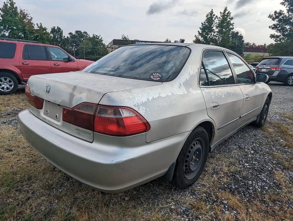 1998 Honda Accord 6th Gen - Image 4 of 21