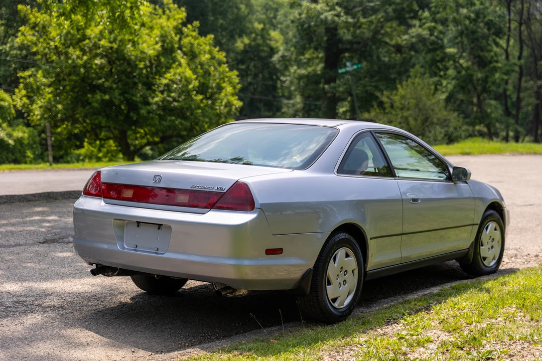 1998 Honda Accord 6th Gen - Image 8 of 31
