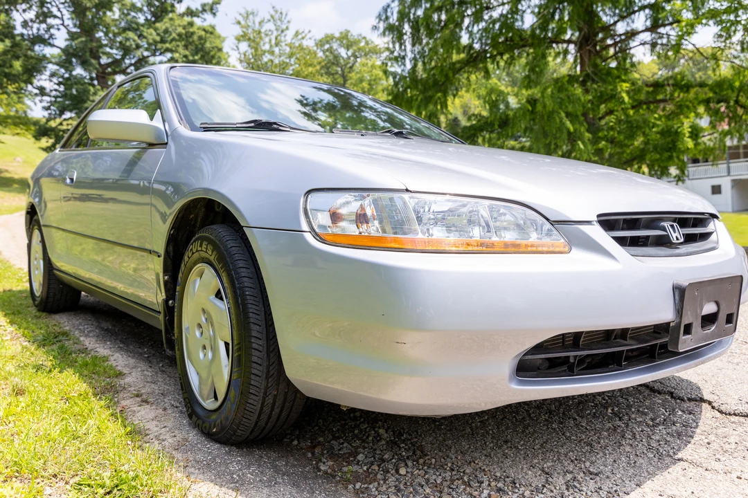1998 Honda Accord 6th Gen - Image 11 of 31