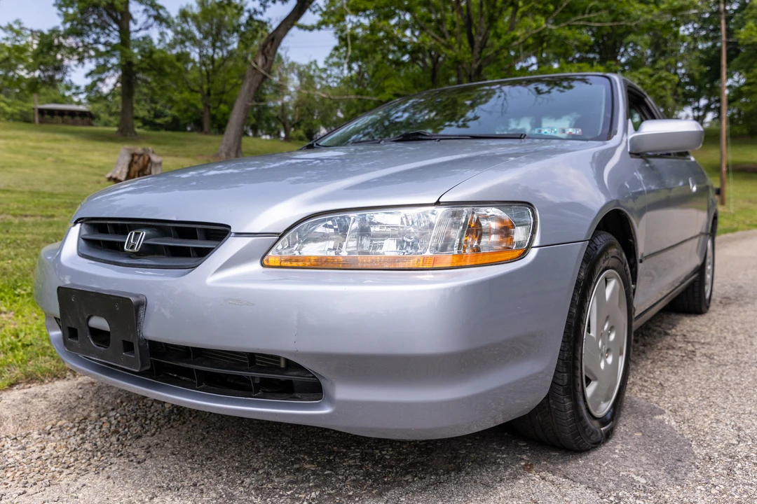1998 Honda Accord 6th Gen - Image 13 of 31