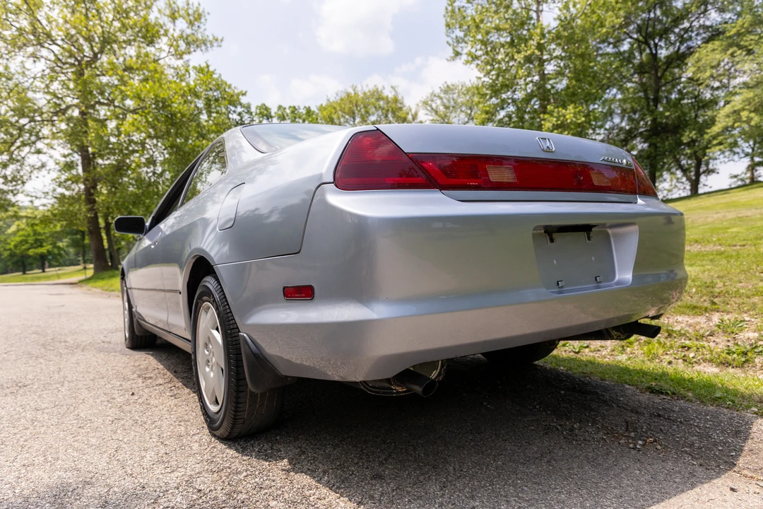 1998 Honda Accord 6th Gen - Image 15 of 31