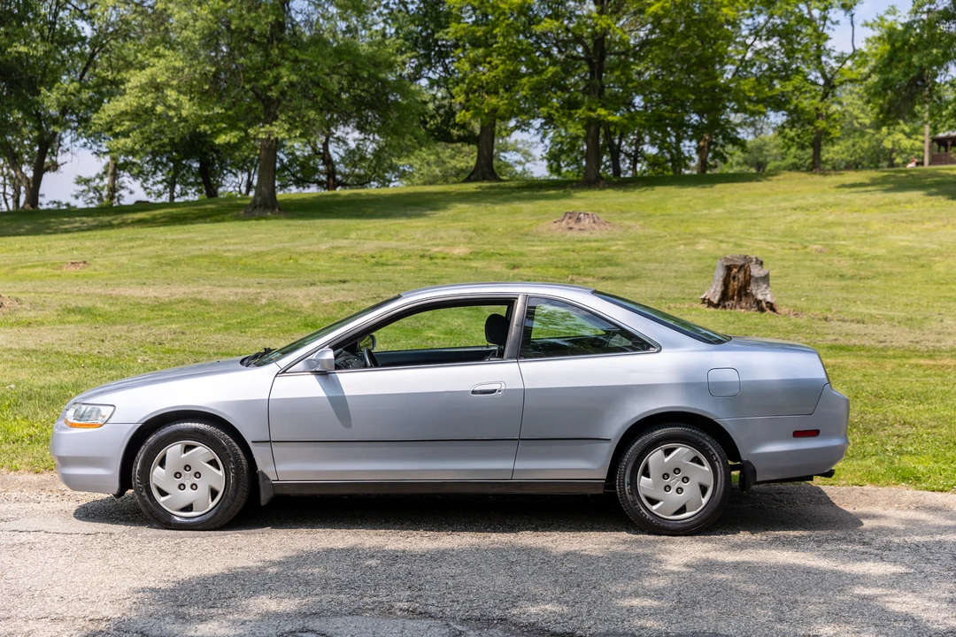 1998 Honda Accord 6th Gen - Image 4 of 31