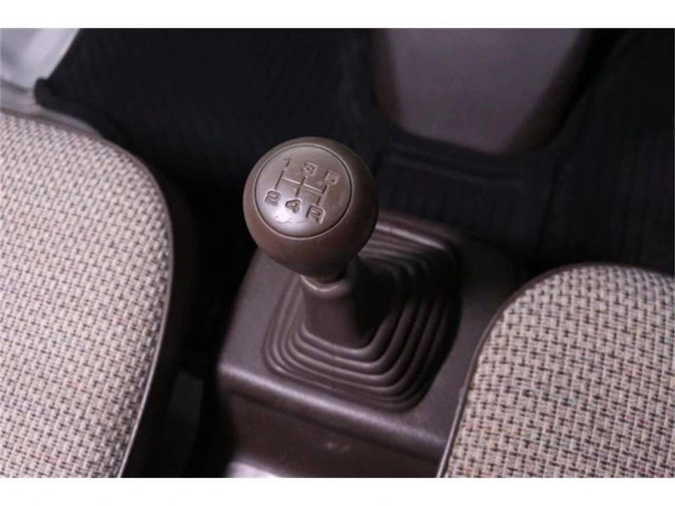 1998 Honda Acty 2nd Gen - Image 15 of 31