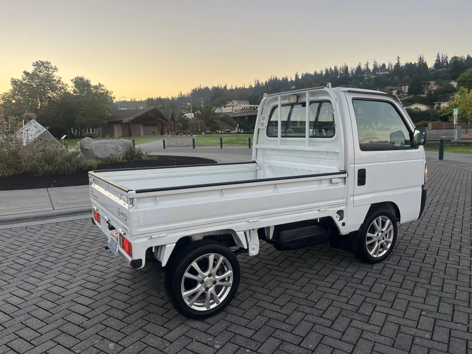 1998 Honda Acty 2nd Gen - Image 17 of 31