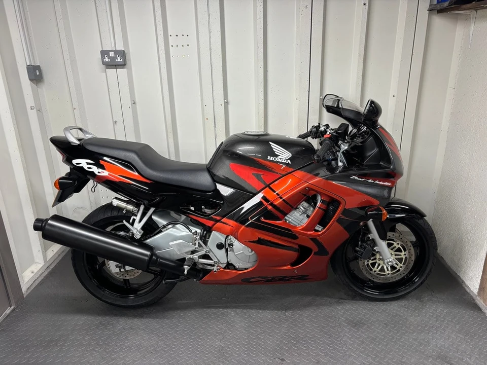 1998 Honda CBR - Image 9 of 29
