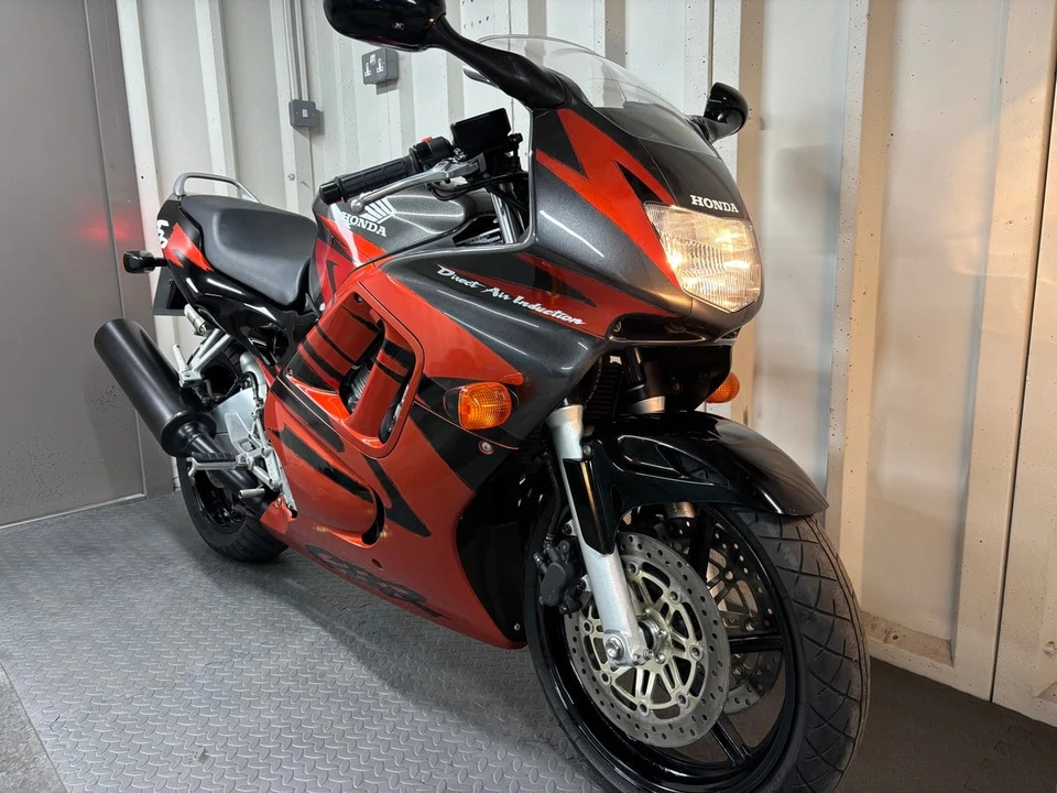 1998 Honda CBR - Image 10 of 29