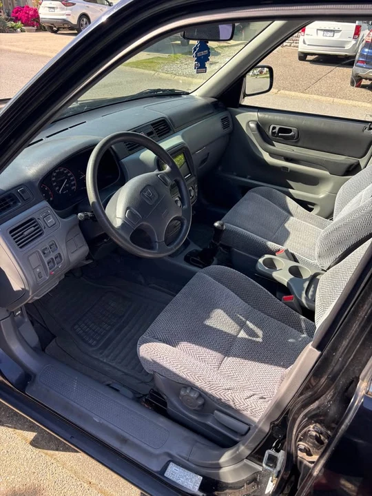 1998 Honda CR-V 1st Gen - Image 11 of 18