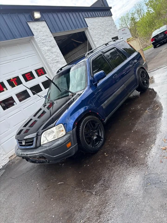 1998 Honda CR-V 1st Gen - Image 3 of 10
