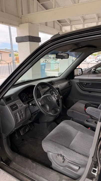 1998 Honda CR-V 1st Gen - Image 6 of 11