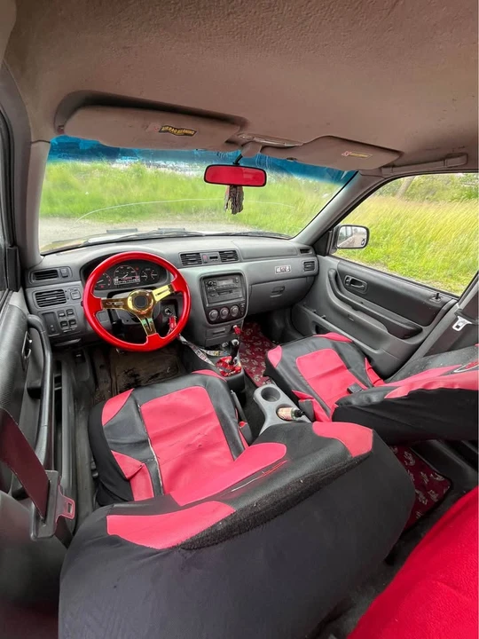 1998 Honda CR-V 1st Gen - Image 6 of 8