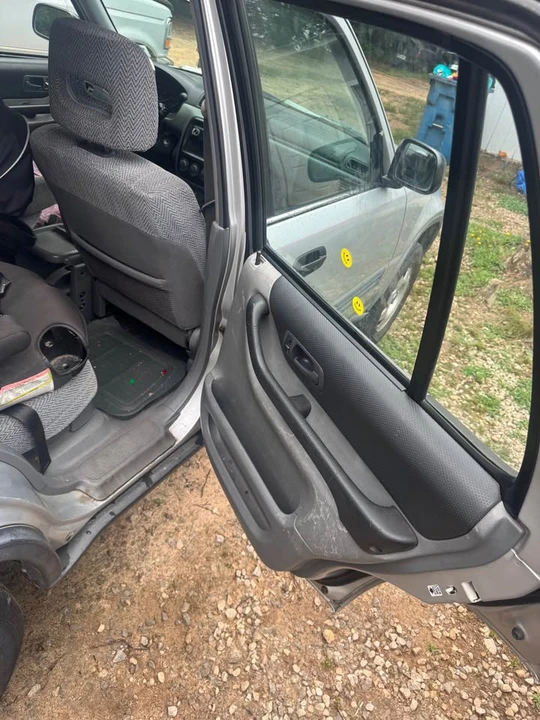 1998 Honda CR-V 1st Gen - Image 10 of 11