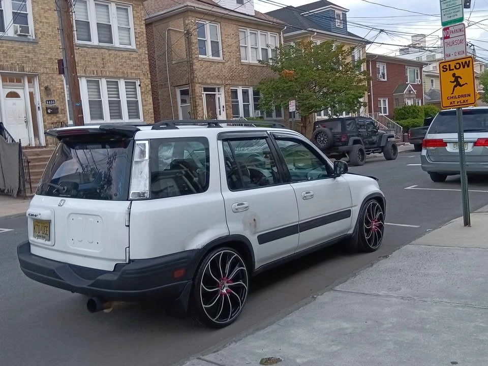 1998 Honda CR-V 1st Gen - Image 7 of 10