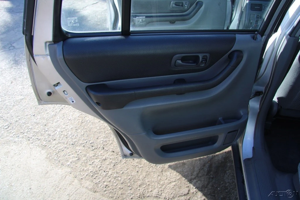 1998 Honda CR-V 1st Gen - Image 17 of 21