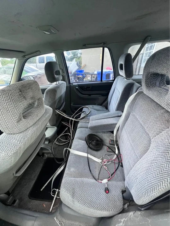 1998 Honda CR-V 1st Gen - Image 6 of 8