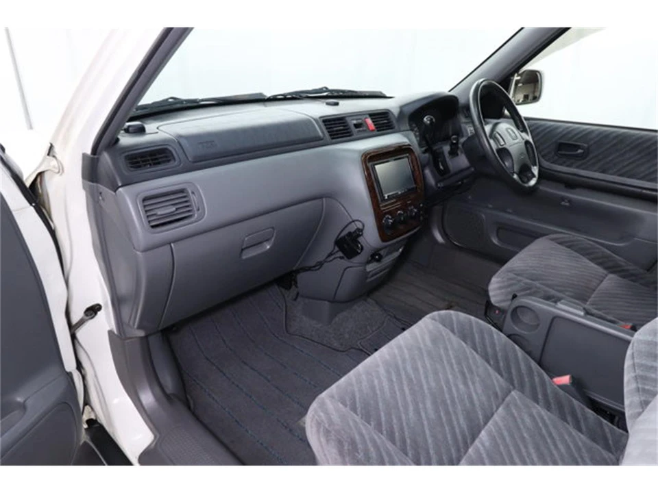 1998 Honda CR-V 1st Gen - Image 15 of 31