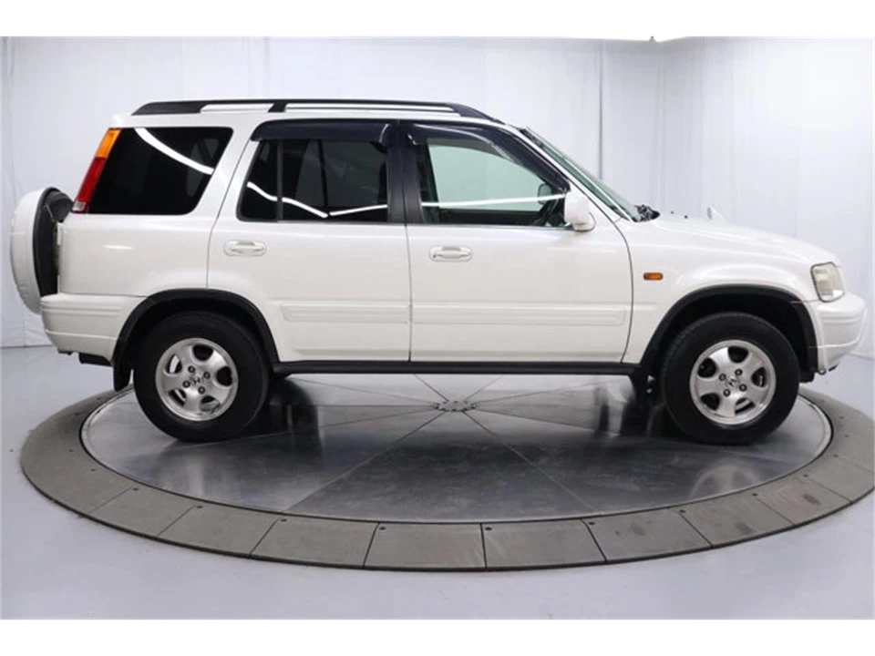 1998 Honda CR-V 1st Gen - Image 8 of 31