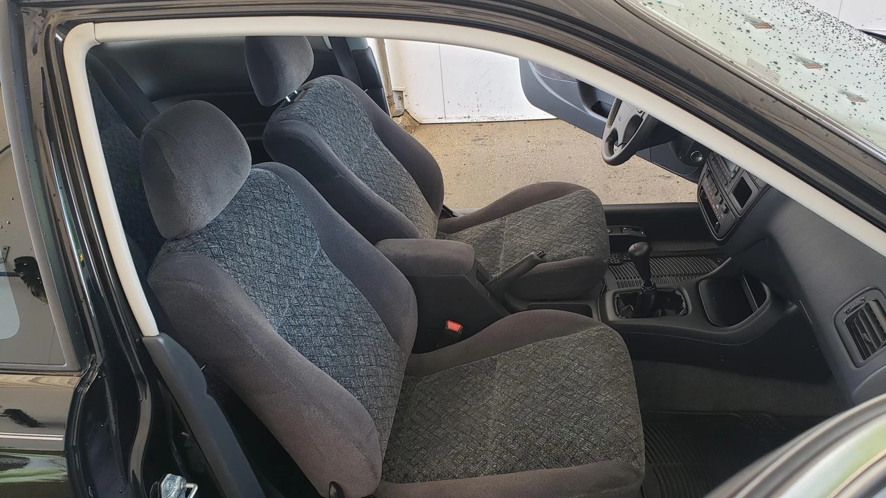 1998 Honda EK Civic - Image 26 of 31